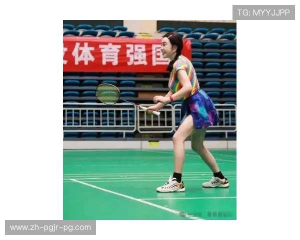 羽毛球女士短裙